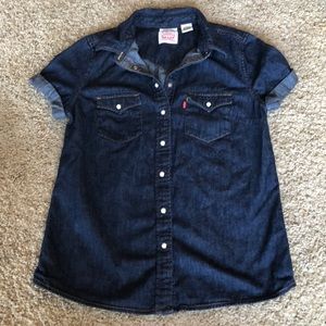 Levi Strauss blue denim collared shirt with snaps